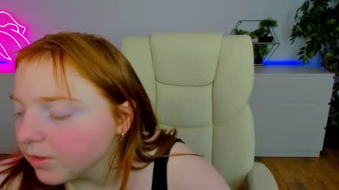 Snapshot of katty_rose8 chatting on 02.22.26 Katty online show from 02.22.26