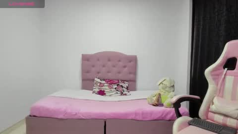 Katty online show from 11.12.25