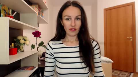 KattySapphire online show from 10.15.25