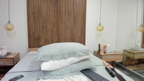 katuff online show from 09.14.25