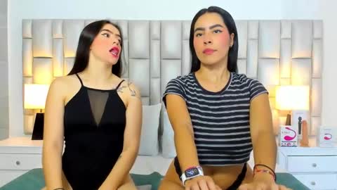 Snapshot of katy_and_paola chatting on 02.20.26 katy blonde girl and paola big boobs online show from 02.20.26