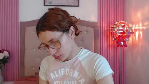 Snapshot of katy_van chatting on 02.06.26 Katy Van online show from 02.06.26