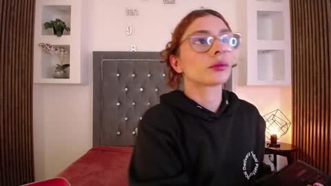 Snapshot of katy_van chatting on 02.07.26 Katy Van online show from 02.07.26