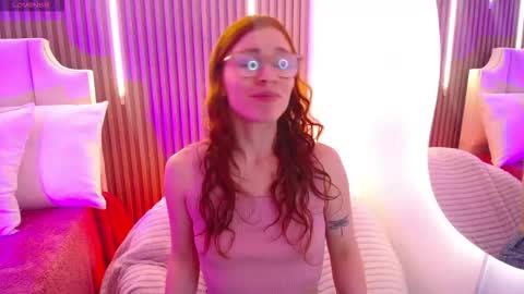 Snapshot of katy_van chatting on 02.15.26 Katy Van online show from 02.15.26