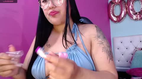 Katy and Natha online show from 01.04.25