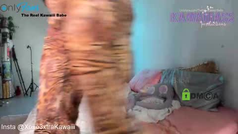 Miss Kawaiii online show from 02.28.25