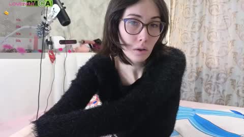 Warya online show from 12.23.25