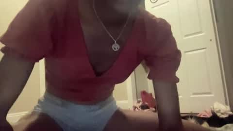 Snapshot of kawaiistrfkr chatting on 09.21.25 kawaiistrfkr online show from 09.21.25