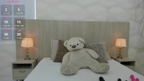   online show from 10.25.25