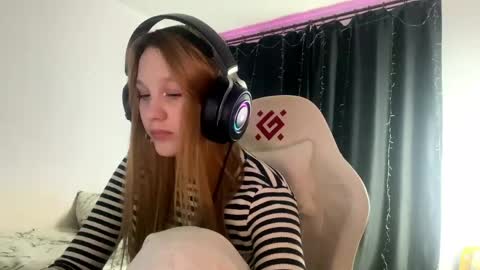 Amia online show from 04.17.26