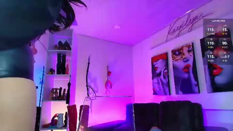 Snapshot of kayilyn chatting on 06.16.26 CAMILA online show from 06.16.26