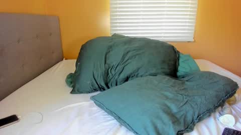 Kayla Cruise online show from 09.25.25