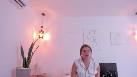      K A Y L A      online show from 11.26.25