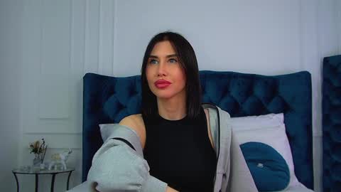Kayla online show from 05.17.26
