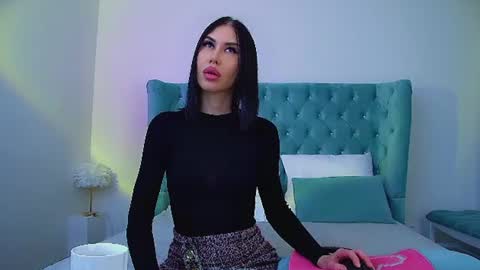Kayla online show from 06.17.26