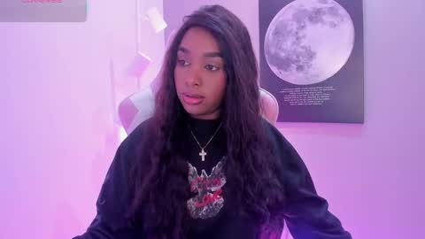 kaylaprince_ online show from 10.29.25