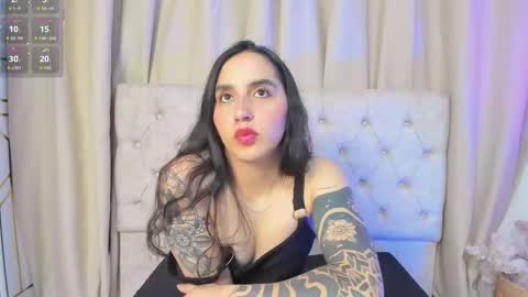 kaylee_lee online show from 10.13.25