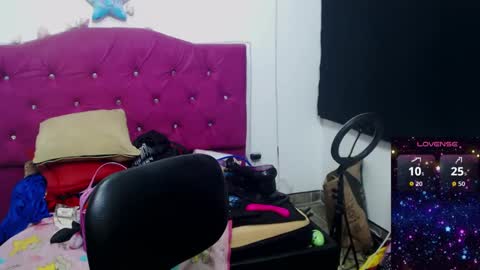 Snapshot of kaylee_sodi chatting on 09.25.25 kaylee online show from 09.25.25