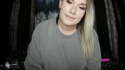 Kaylee 3 online show from 01.24.25