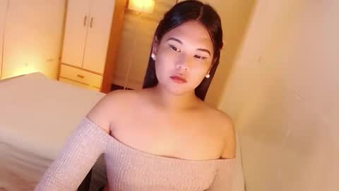 Y O U R        F U T U R E       K A Y L E E  online show from 09.15.25