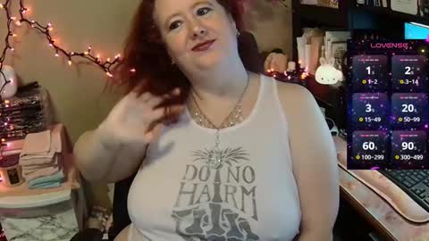 Snapshot of kayleesweetwillow chatting on 09.09.25 Kaylee SweetWillow online show from 09.09.25