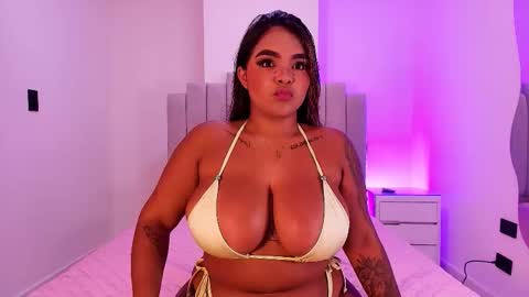 Snapshot of kaylie_evans chatting on 03.27.26 kaylie evans online show from 03.27.26