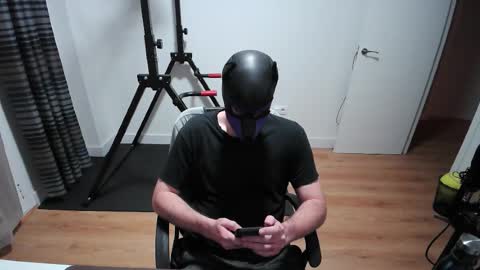 Neon online show from 11.02.25