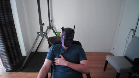 Neon online show from 04.04.26