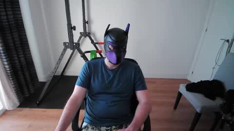 Neon online show from 04.05.26