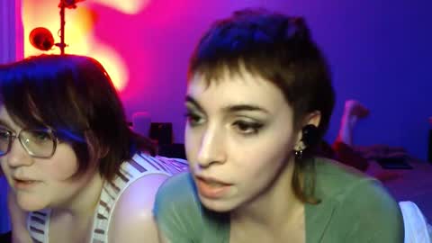 KayyNo online show from 12.21.25