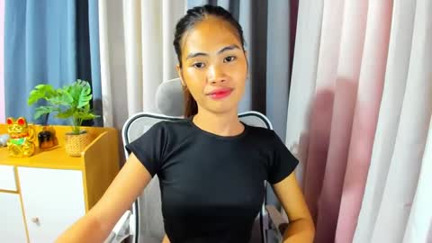 Snapshot of kazel_dominant chatting on 01.11.25 KAZEL online show from 01.11.25