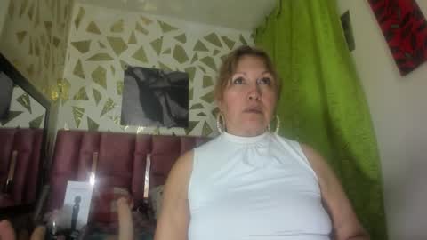 KAZSANDRAH online show from 11.08.25