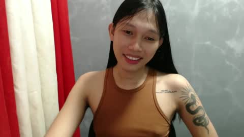 Its me Cora online show from 12.13.24