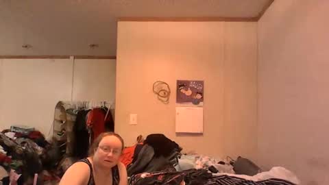 kcandler27 online show from 10.20.25