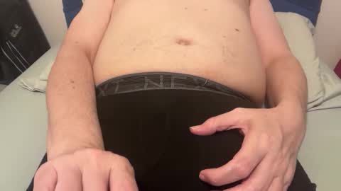 Snapshot of kds271180 chatting on 02.22.26 K online show from 02.22.26