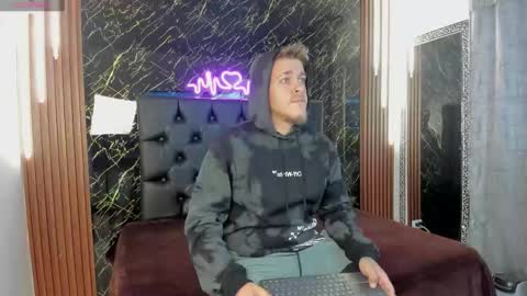 Keane online show from 12.01.25