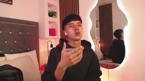 nico online show from 03.18.26