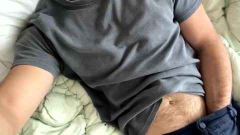 Snapshot of keepquietj chatting on 11.17.25 keepquietj online show from 11.17.25