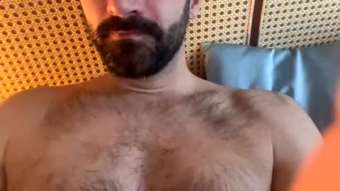 Snapshot of keepquietj chatting on 11.28.25 keepquietj online show from 11.28.25