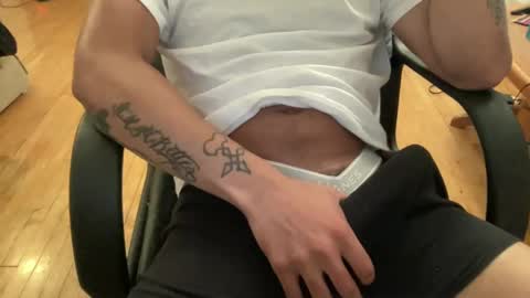 Keesey23 online show from 09.10.25