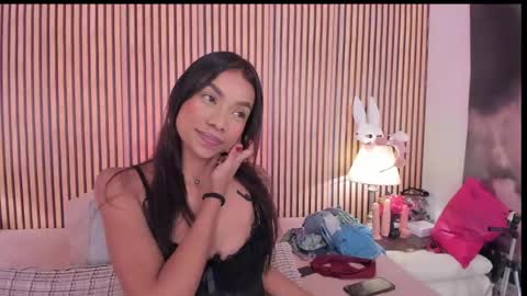 keeyla stone online show from 01.10.26