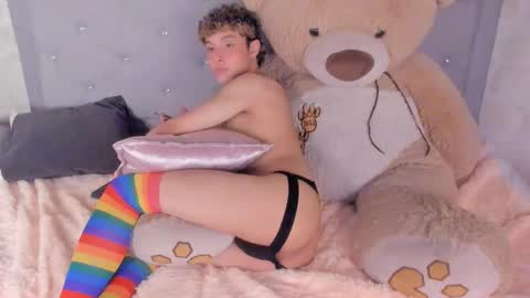 kei oliver online show from 02.05.25