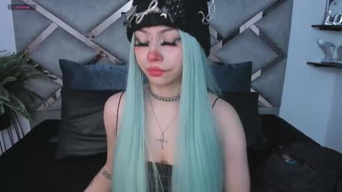 Keidy Monday to Saturday from 200 pm to 810pm  UTC-5 Colombia Time online show from 11.25.25