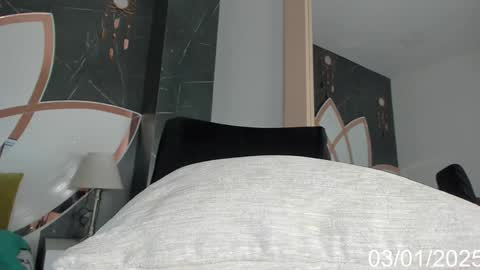 Snapshot of keila_mendoza chatting on 01.03.25 Keila online show from 01.03.25