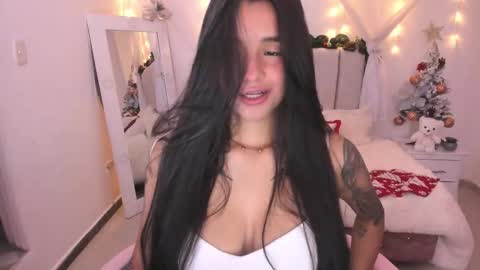 Snapshot of keilaa_ chatting on 11.19.25 Daniela online show from 11.19.25