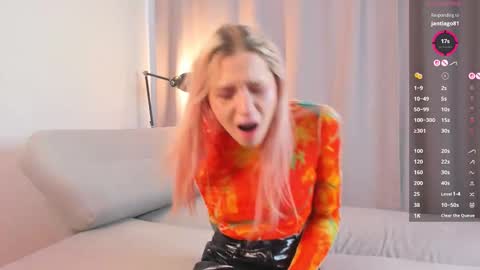 Snapshot of keilachango chatting on 02.21.26 Kim online show from 02.21.26