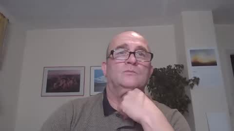 Snapshot of keilie1 chatting on 12.26.24 keilie1 online show from 12.26.24