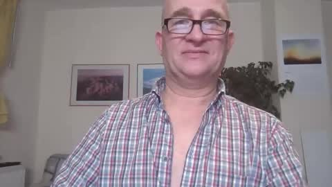 Snapshot of keilie1 chatting on 12.28.24 keilie1 online show from 12.28.24