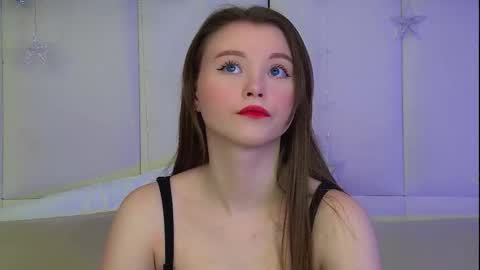 Keira online show from 12.14.25