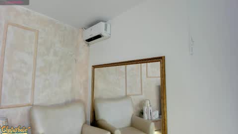 keirahartz online show from 11.23.25